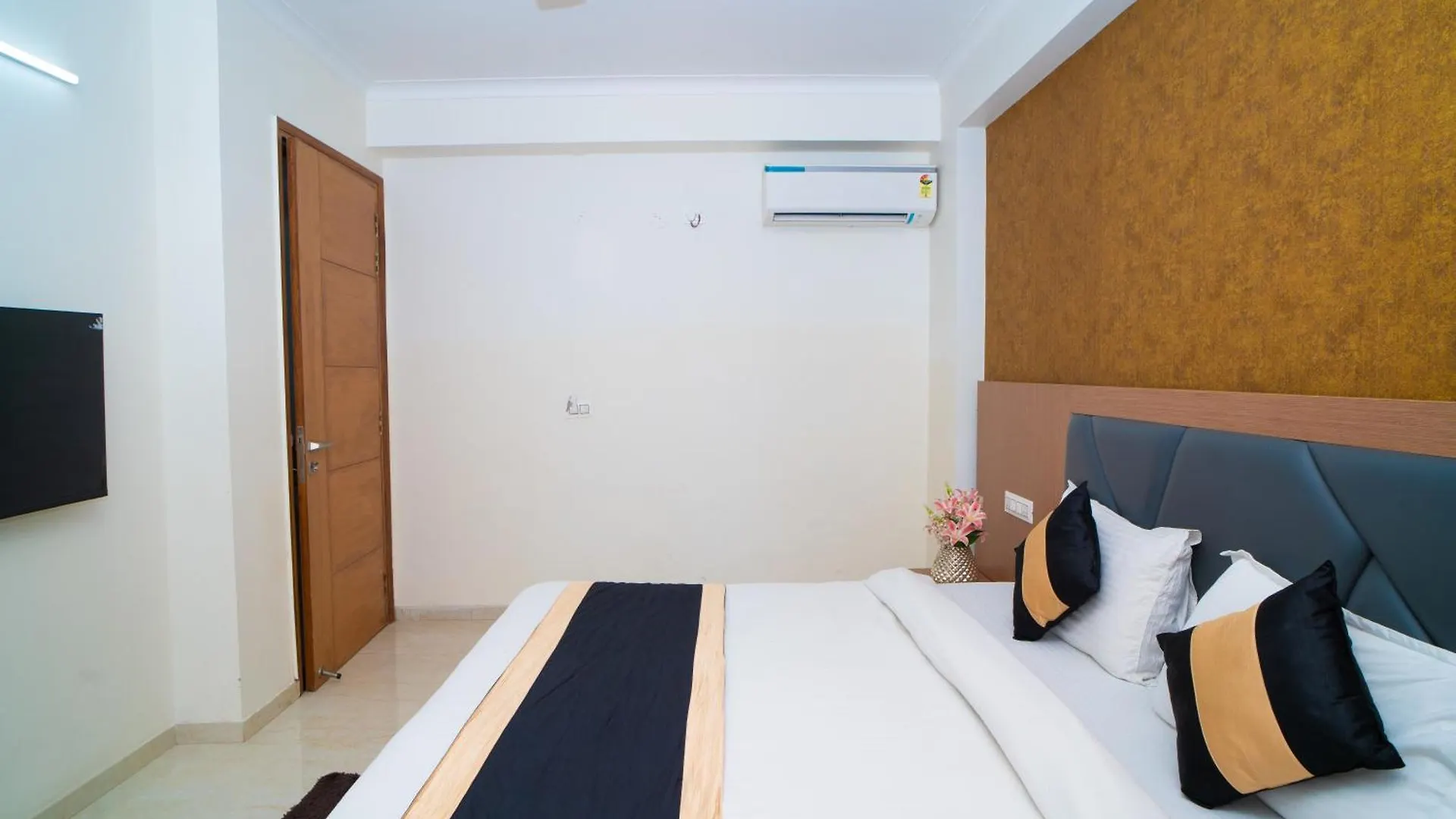 아파트 Aster Studio Sec-39 Gurgaon I Fully Furnished 2Bhk