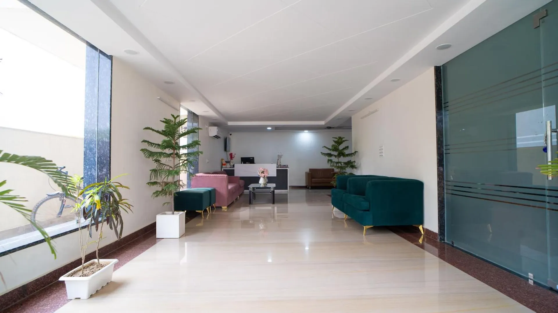 Aster Studio Sec-39 Gurgaon I Fully Furnished 2Bhk 0*,